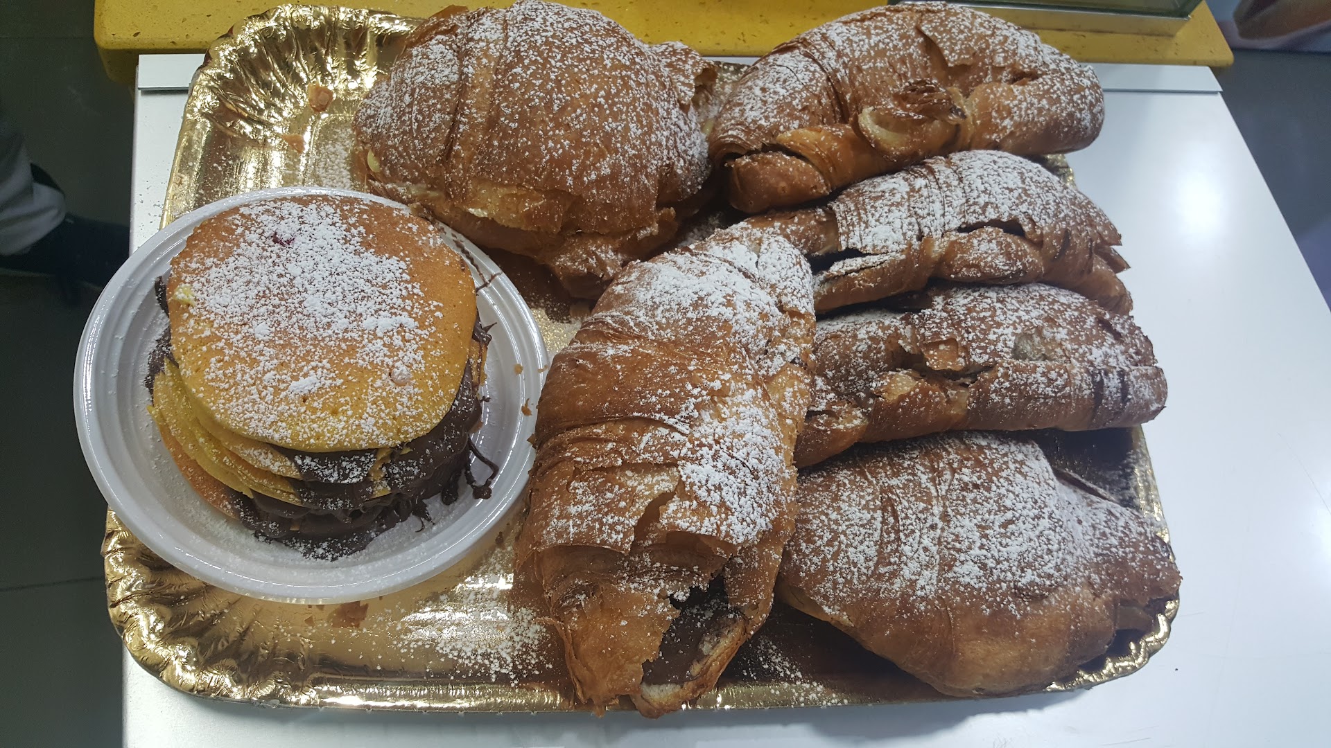 Parentesi Graffe gusto artigianale · Foto 8